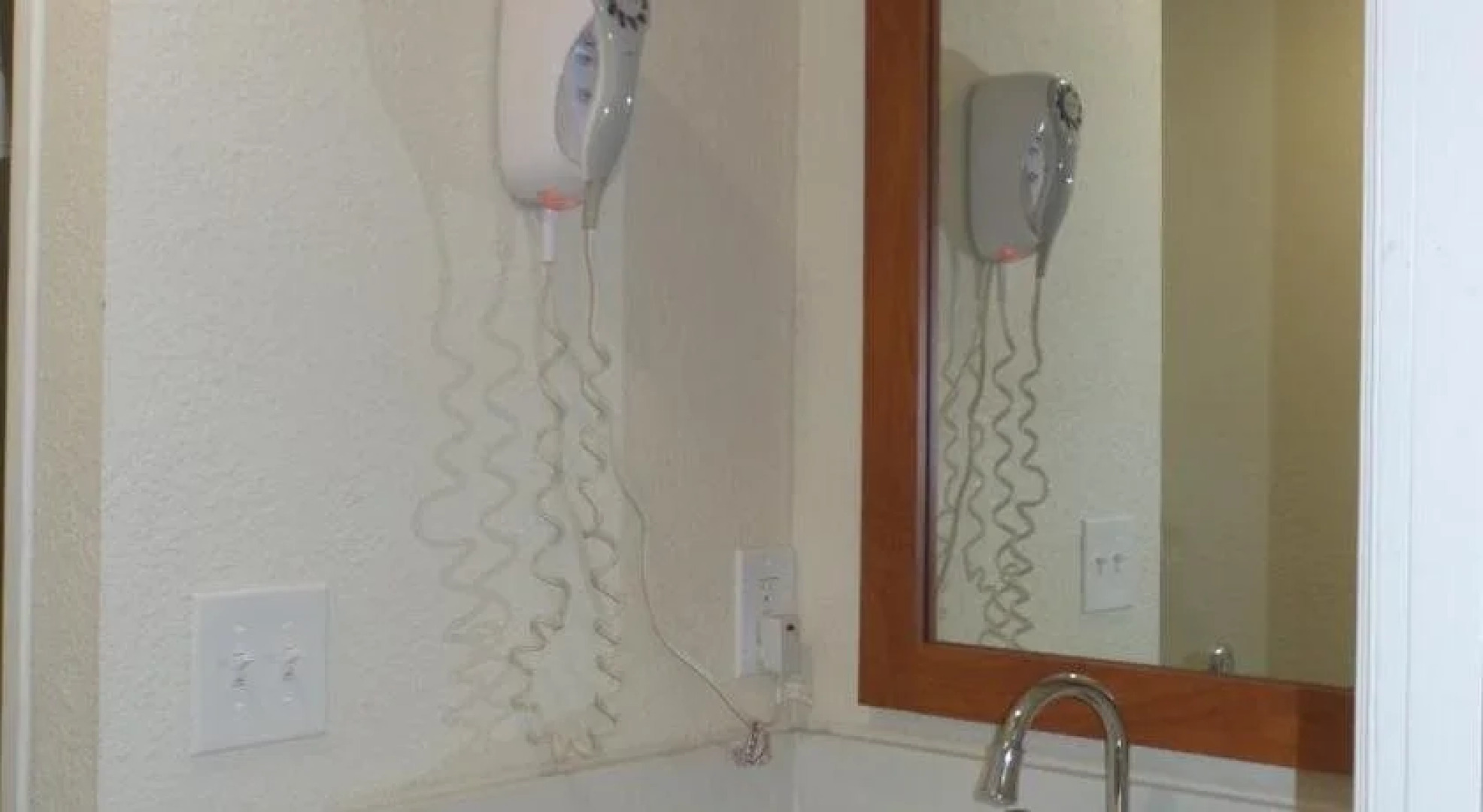 Del Rancho Motel By Townhouse Portland OR Hwy 205