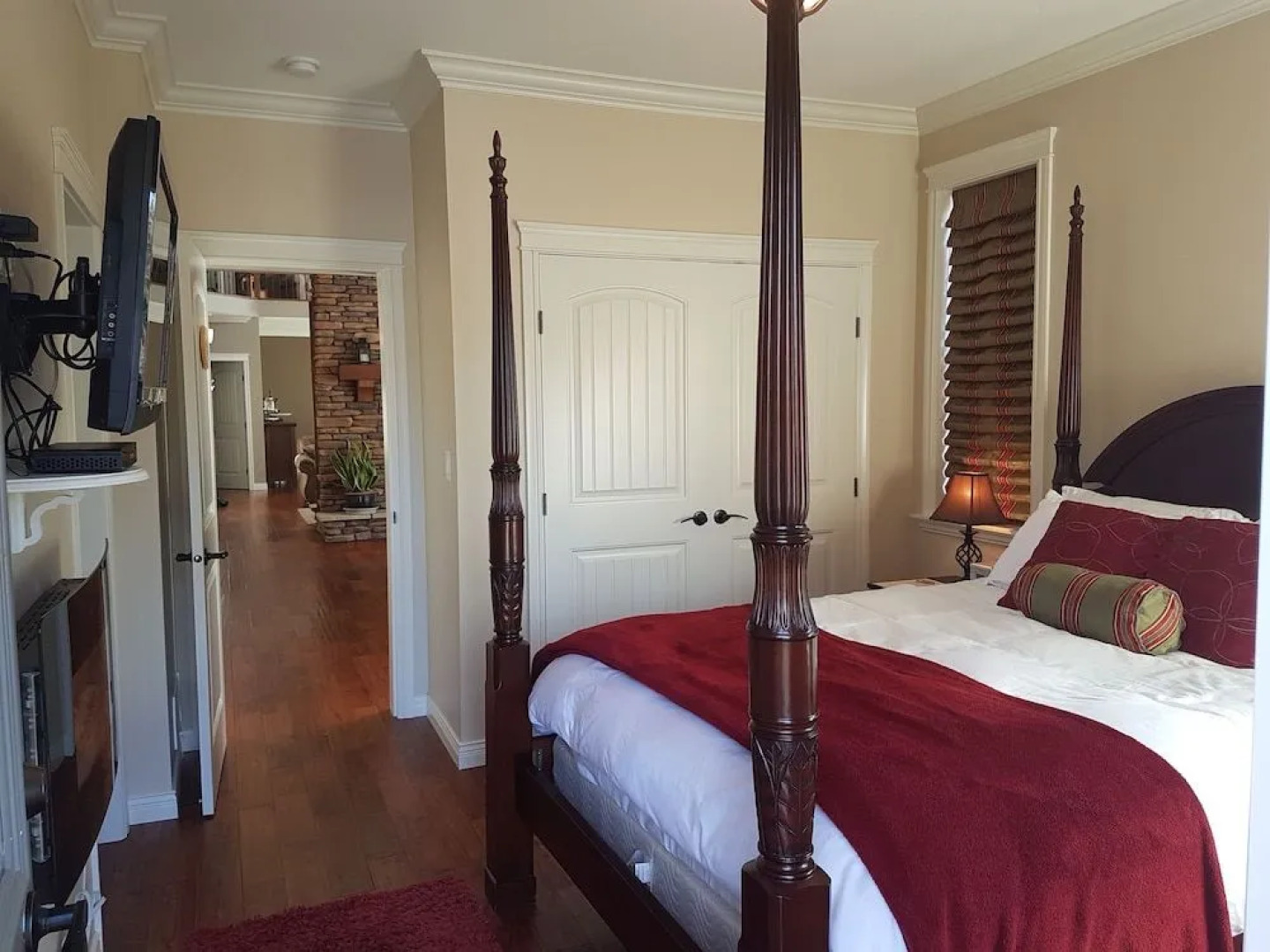Mt. Woodside Bed & Breakfast