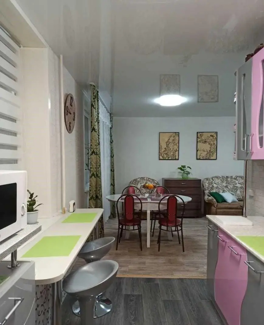 Апартаменты на улице Димитрова 4