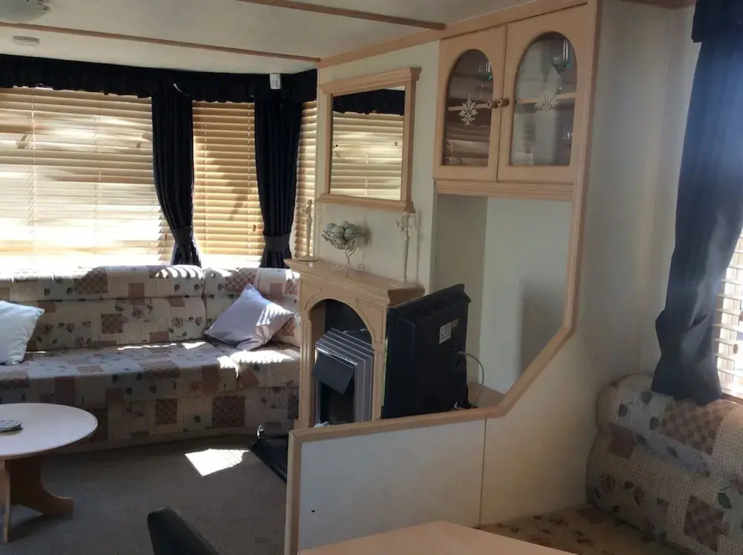 Tracis Caravan
