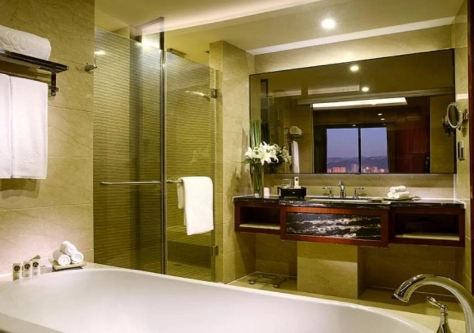 Enlux Hotel