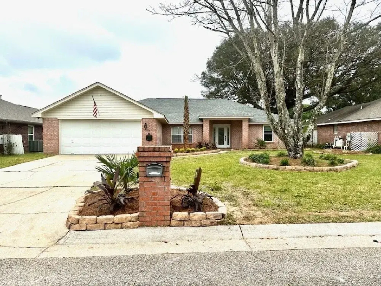 Backyard Breeze 3 Bedroom Home by RedAwning