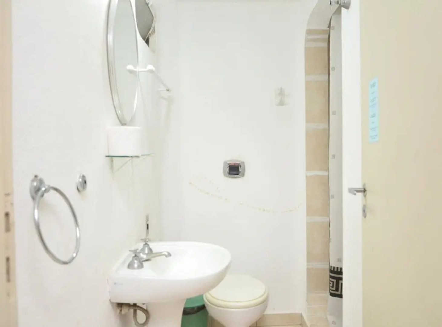 Hotel Ficare Poa