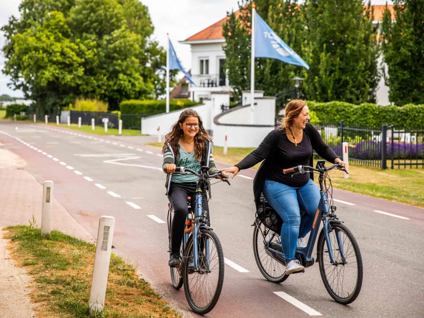 Modern Apartment, Dishwasher, in Noordwijk, sea at 2.5 km
