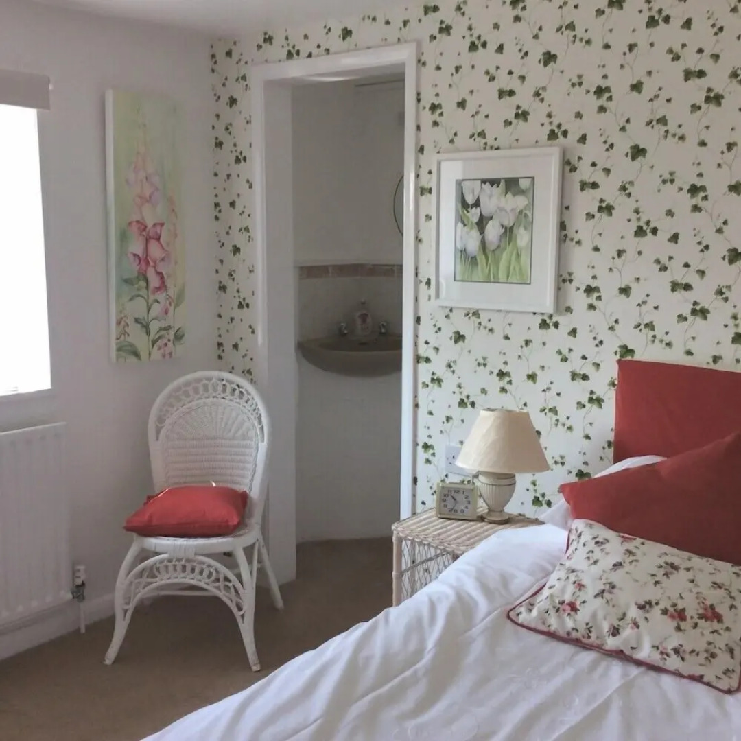 Holly House Bed & Breakfast