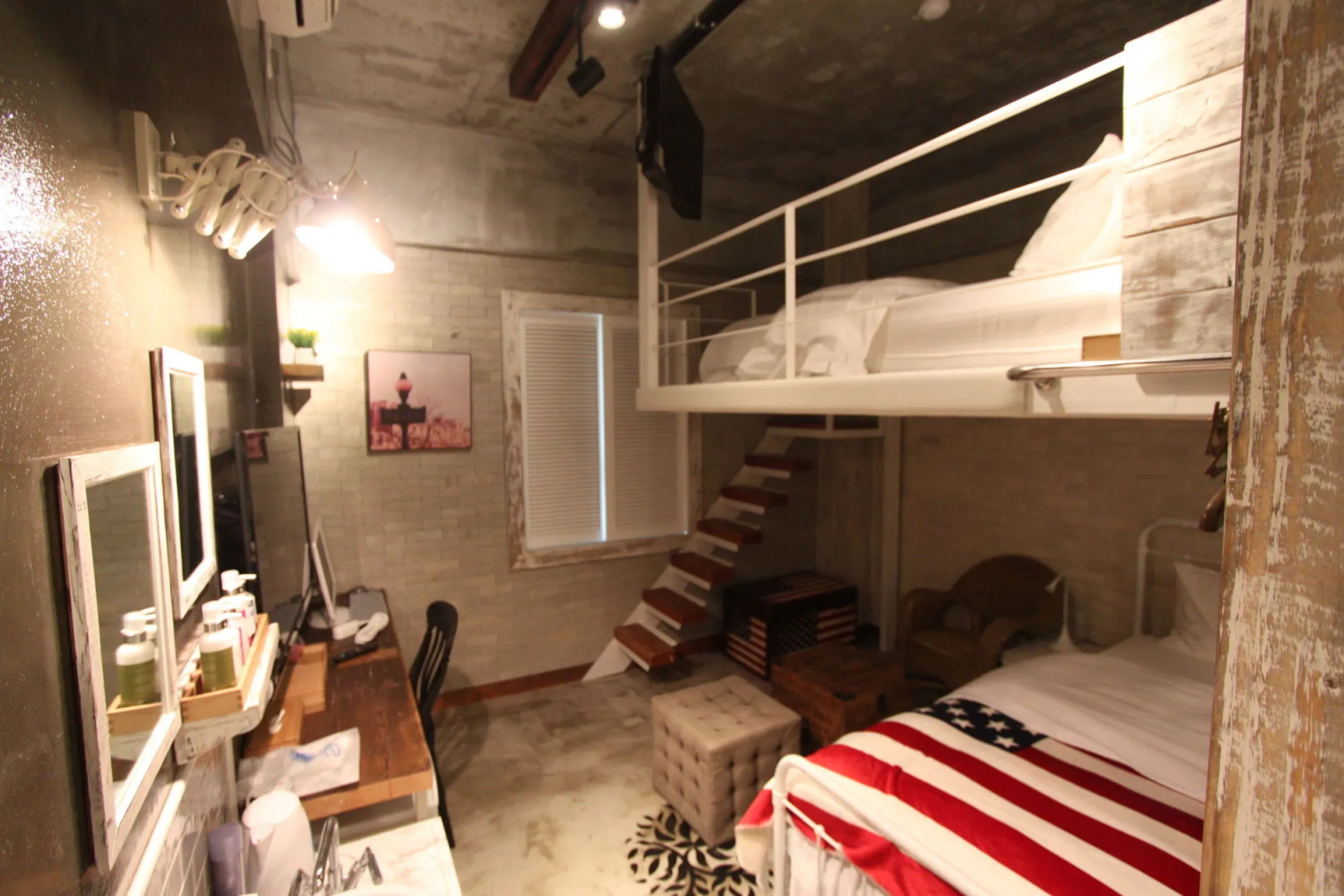 February Hotel Hwanggeum