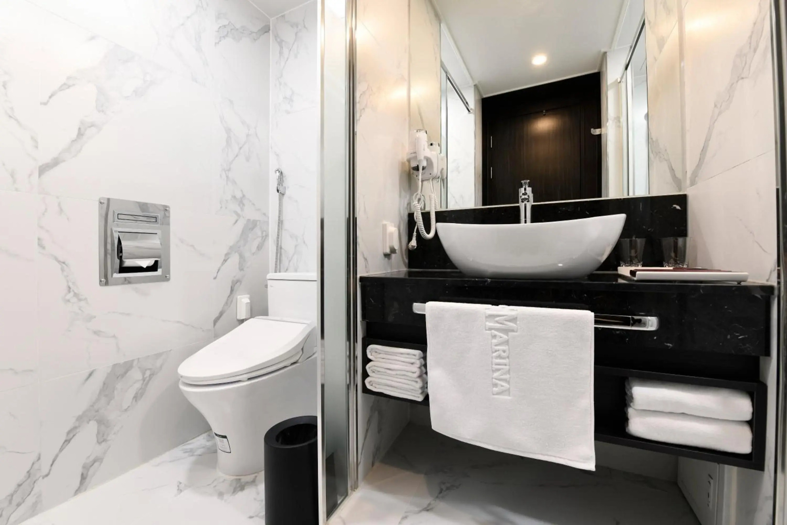 Utop Marina Hotel & Resort