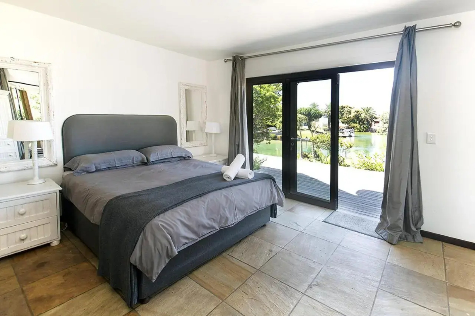 Sleepers Nest St Francis Bay