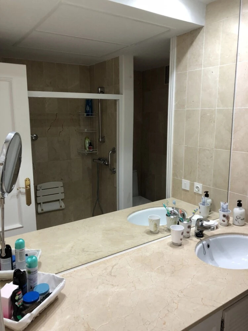 2274-Bonito bajo con piscina