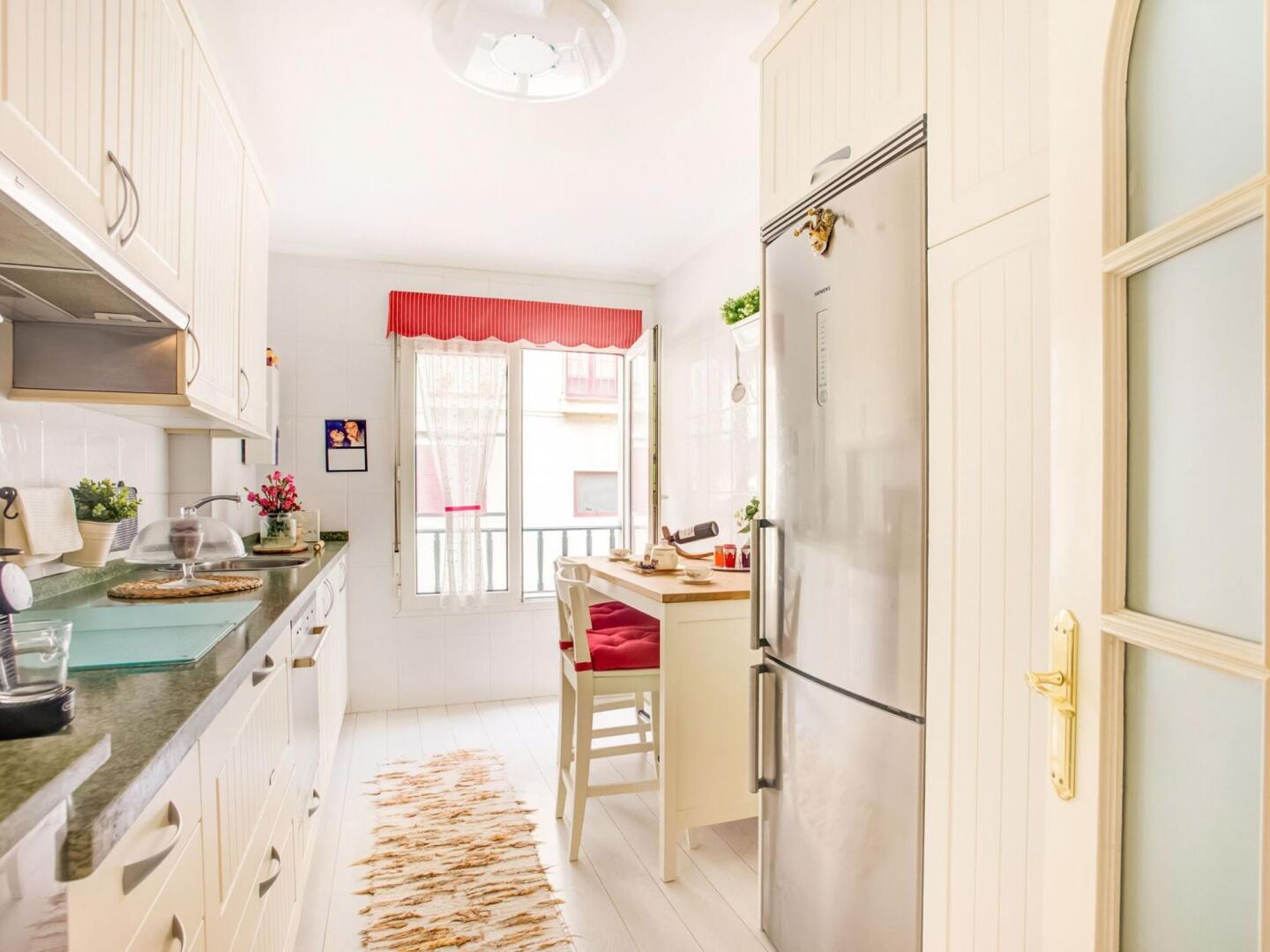 Charming Apartment in Gijón near Seabeach