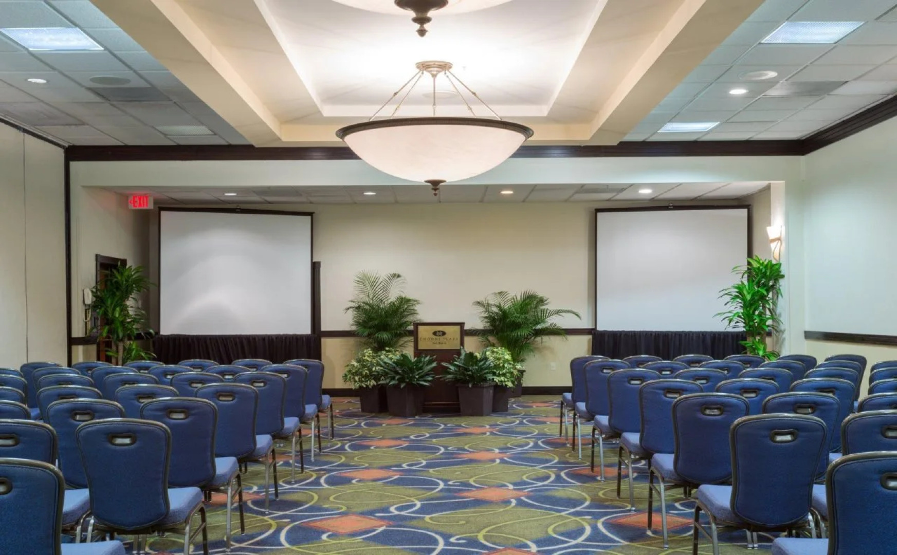 Doubletree by Hilton Fort Myers at Bell Tower Shops