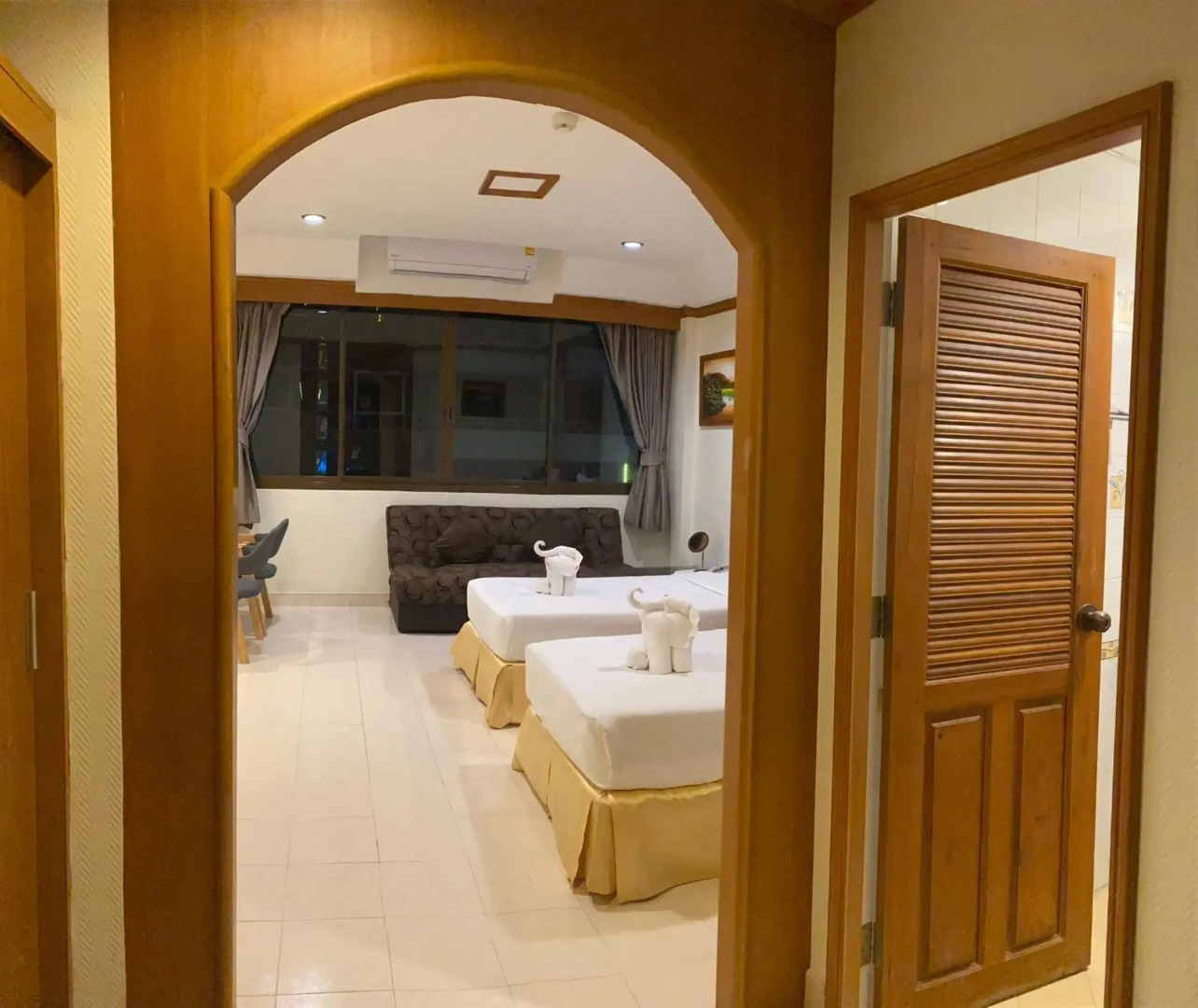 Seaview Sriracha Hotel