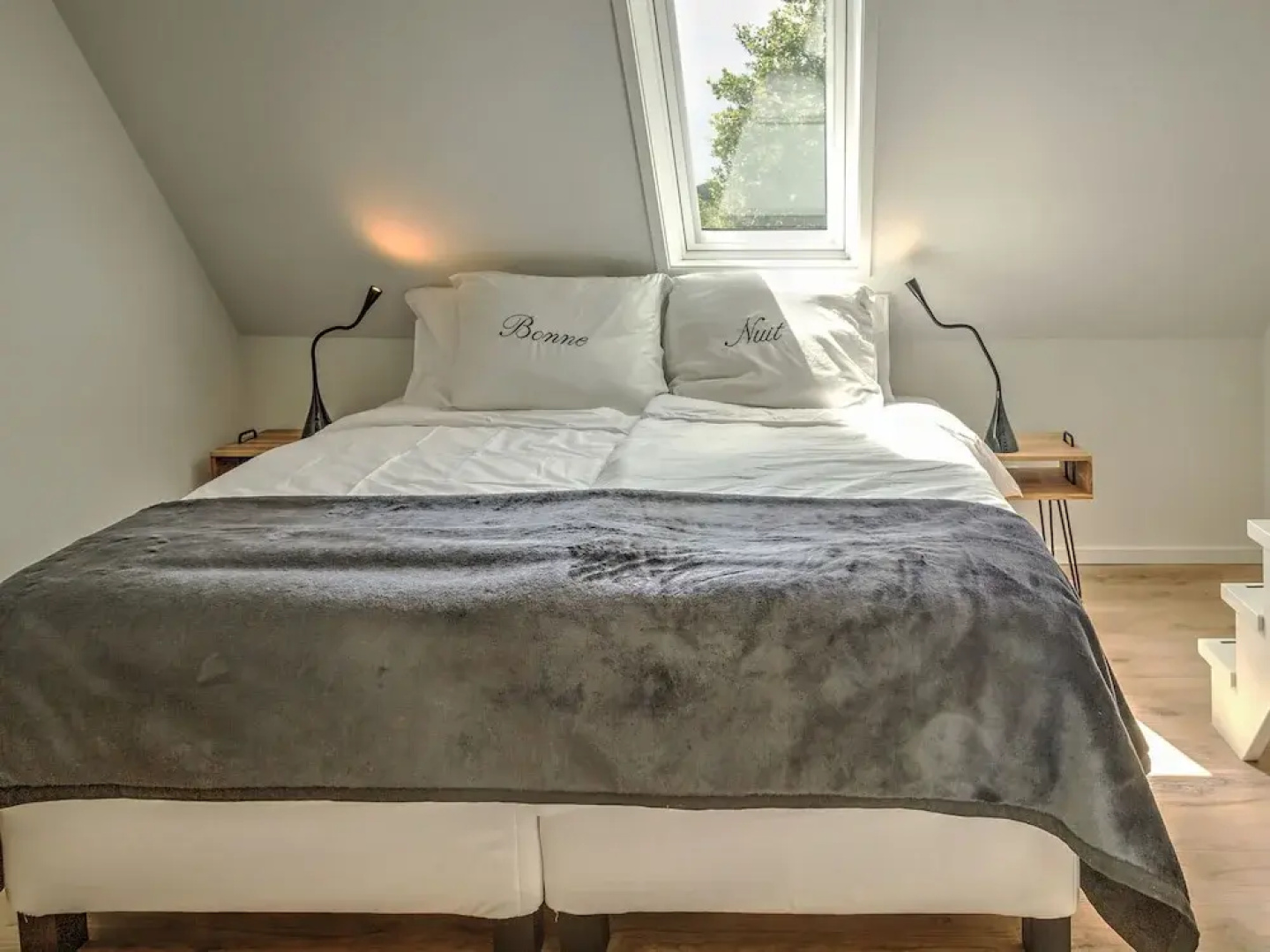 Tranquil Farmhouse in Rijsbergen with Hot Tub and Garden