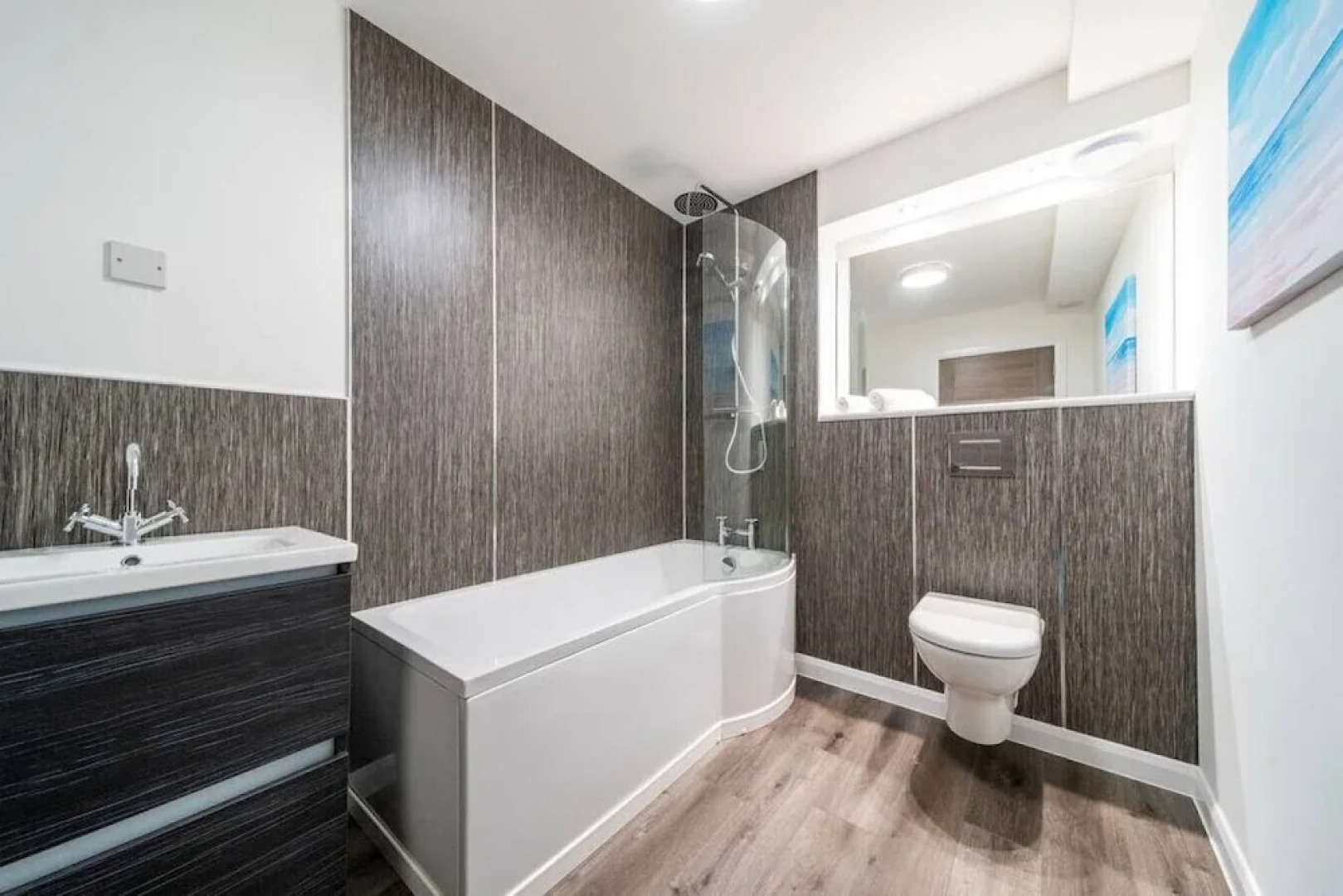 South Esk 8 - Modern 2 bed Apartment