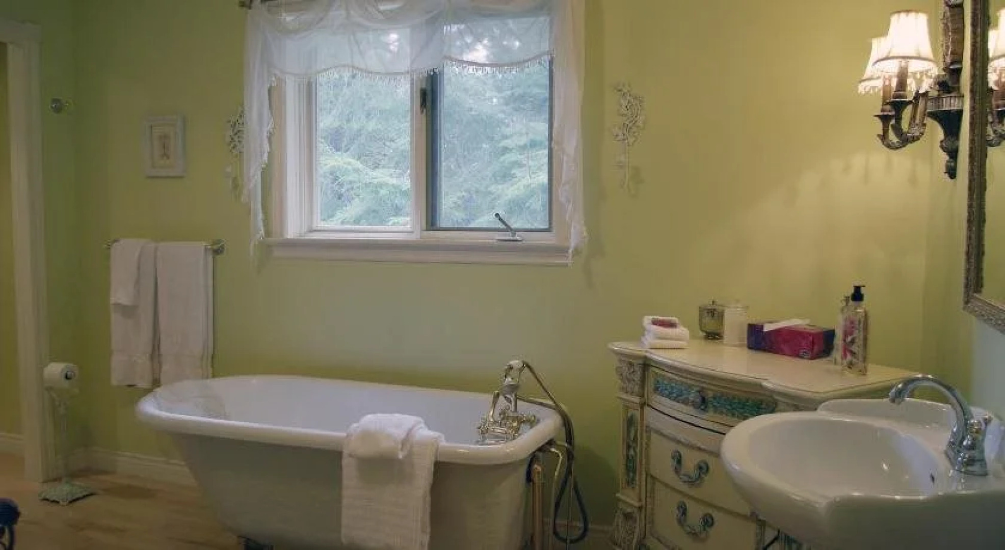 Blue Forest Lane Bed and Breakfast