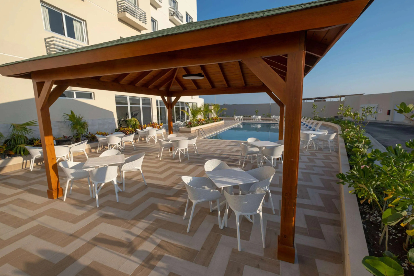 Super 8 By Wyndham Manzanillo