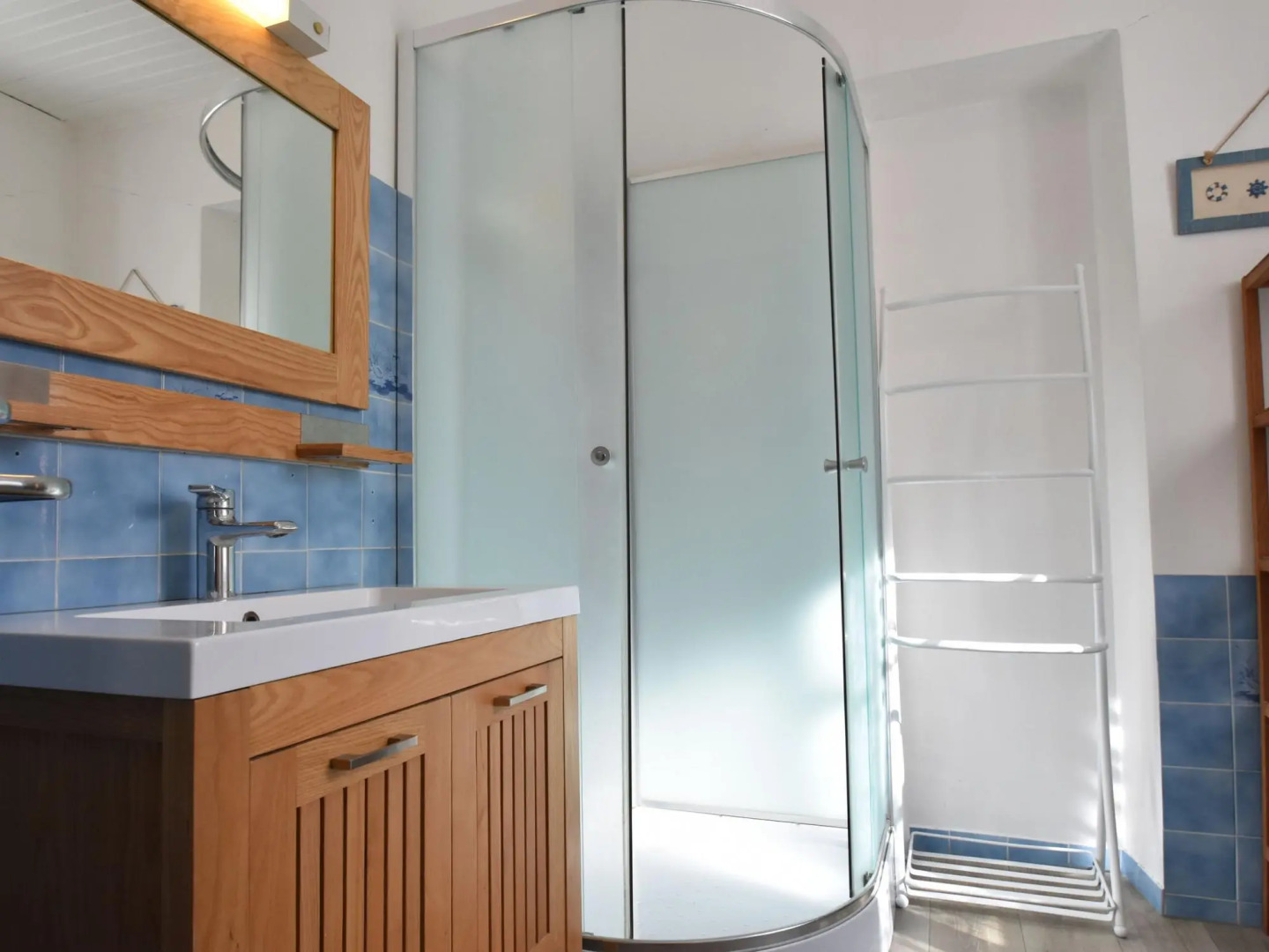 Vintage Holiday Home in Besse with Swimming Pool