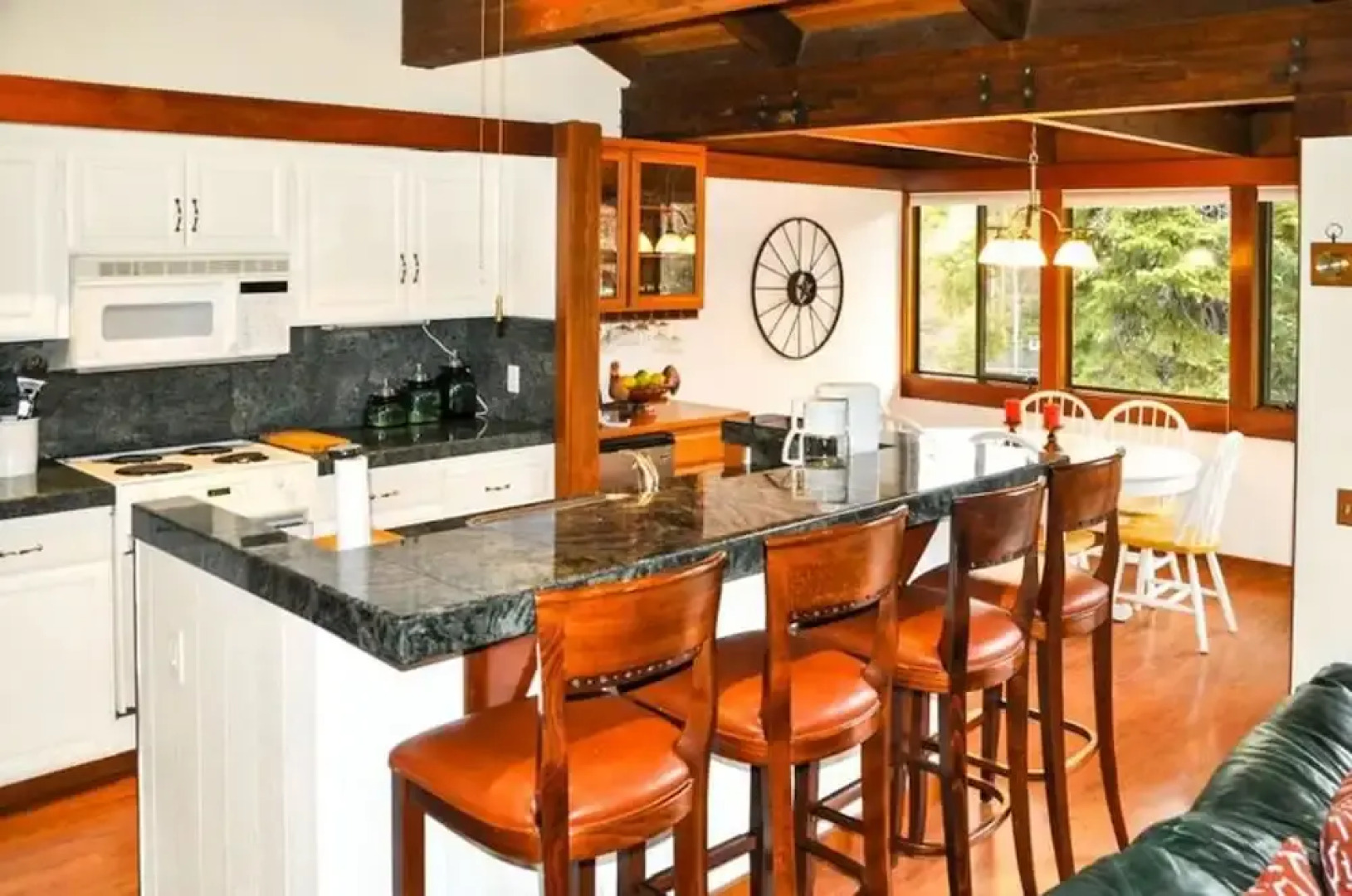 Tahoe Taverns 101 by Tahoe Mountain Properties