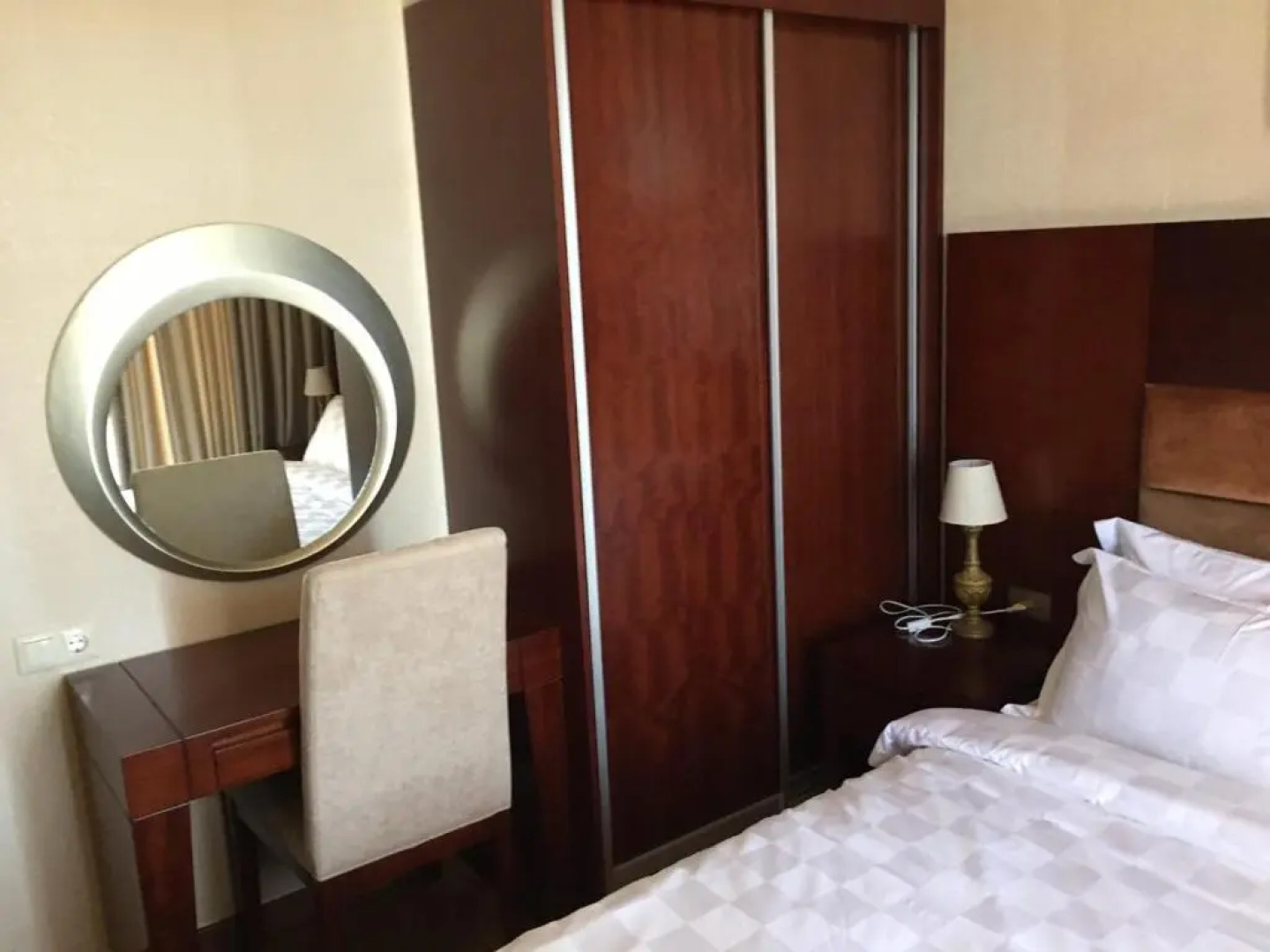 Apartment in Dreamland