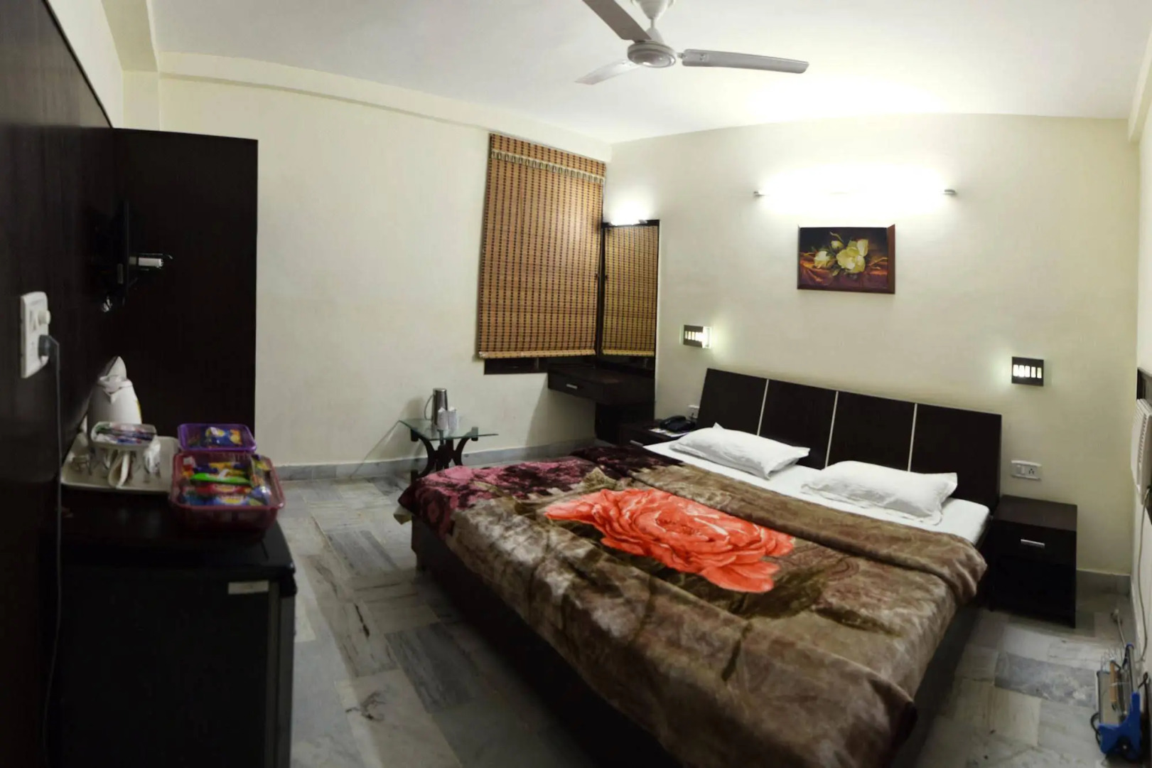 Hotel Akaal Residency