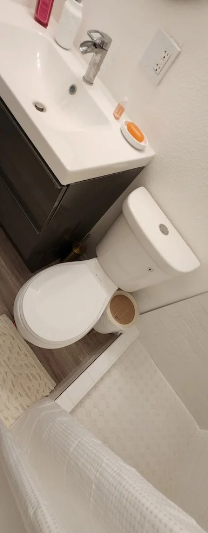 Elsinore Lake Estate