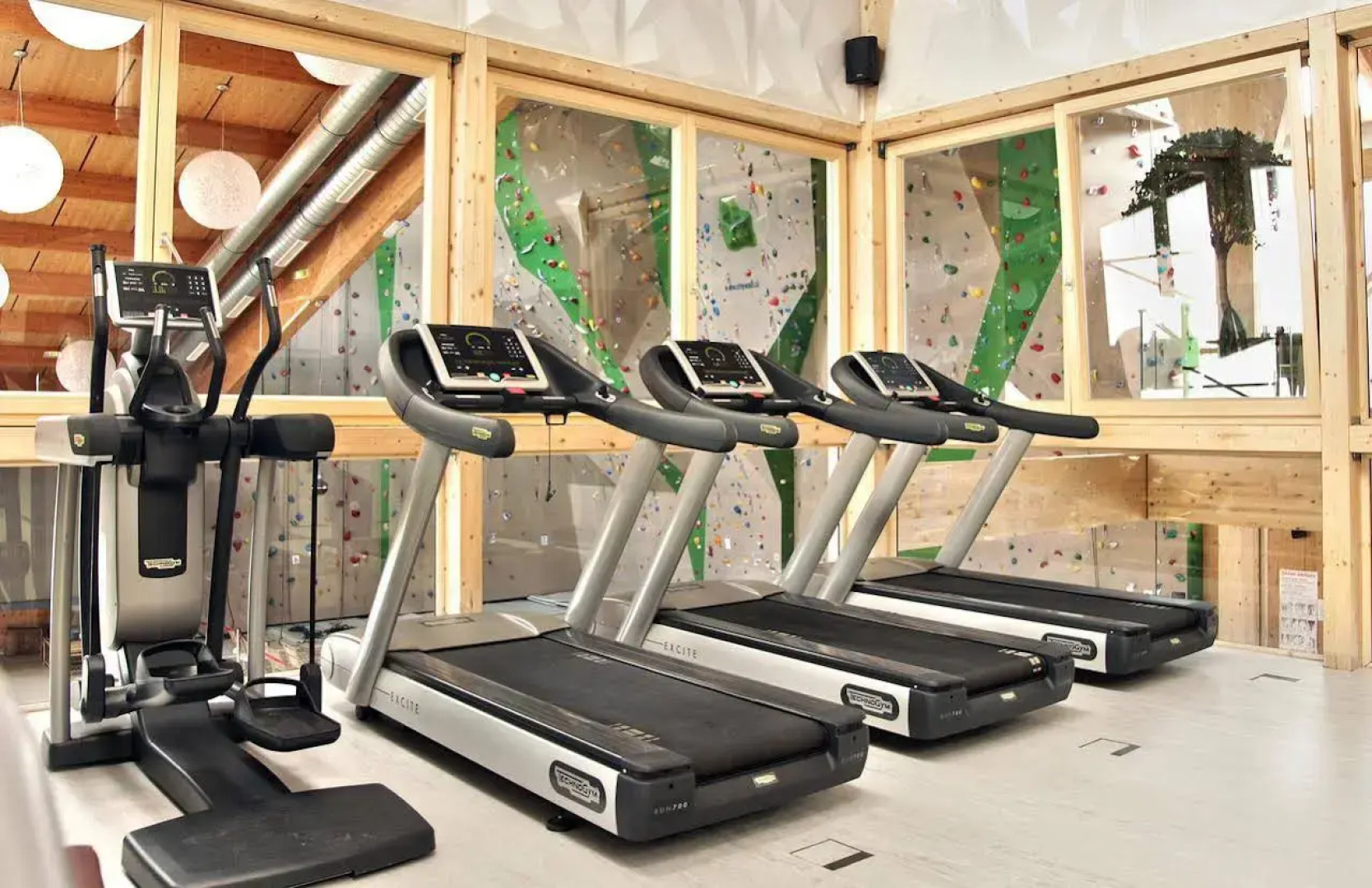 Wahaha Paradise Sport & Family Resort