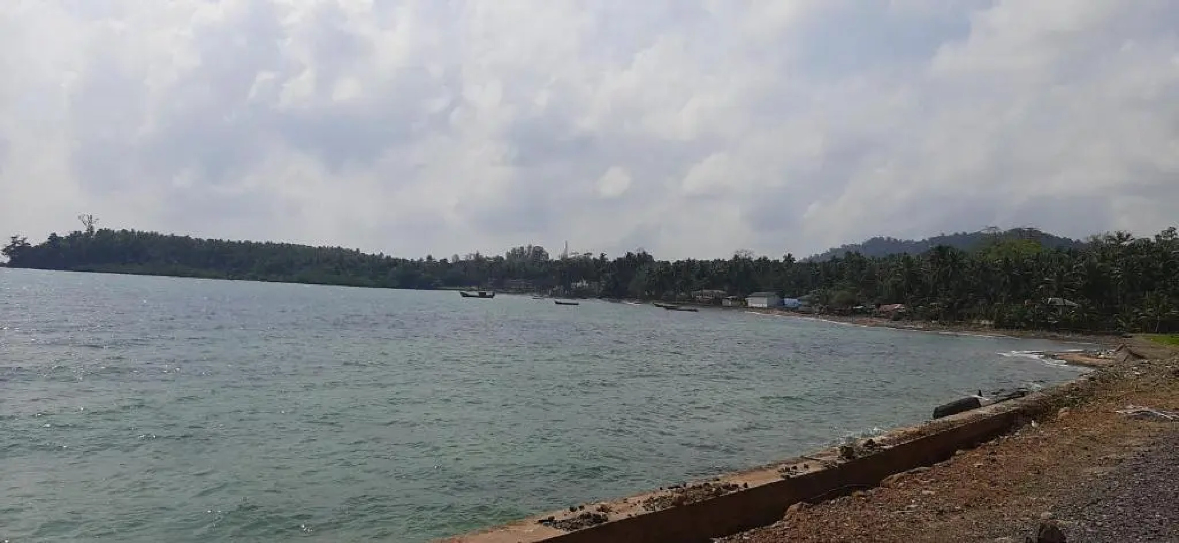 Adhvasaha Beach Spa Resort