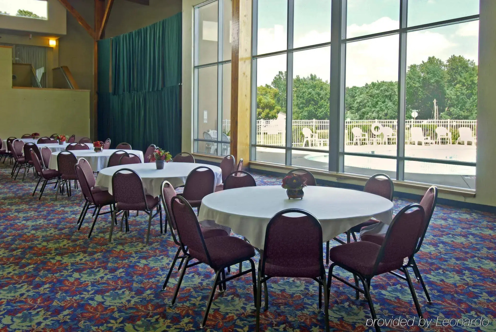 Lifestyle Inn Cedar Falls