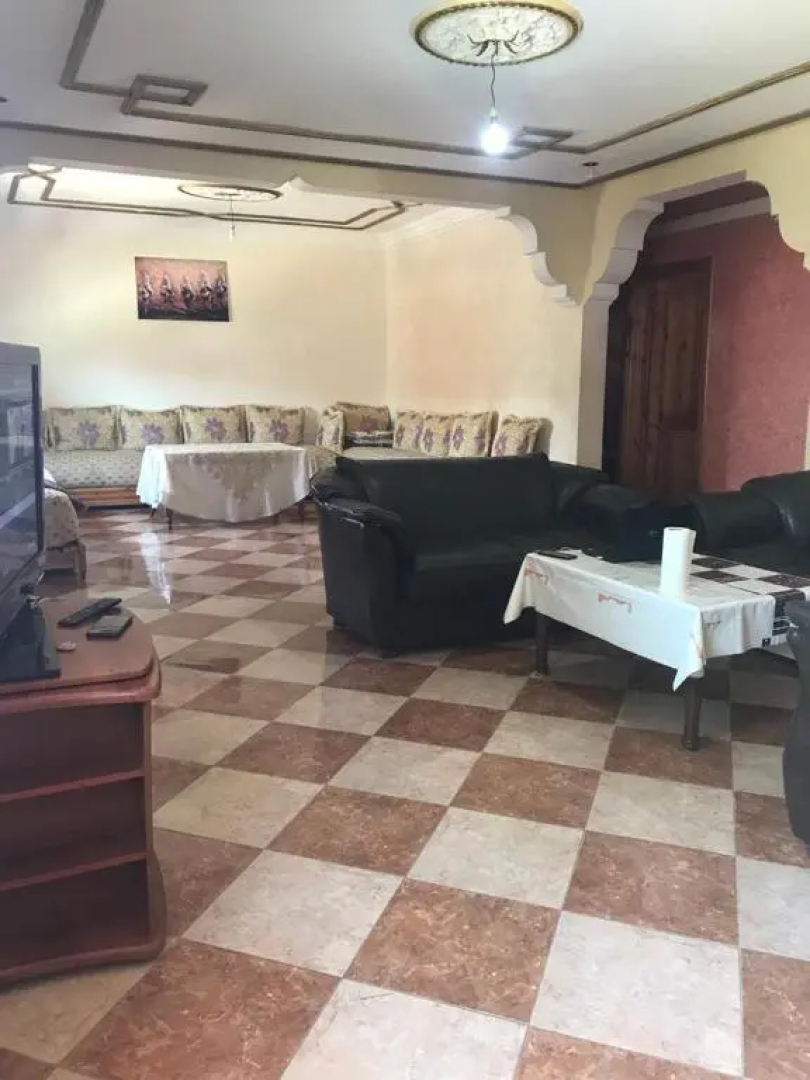 Étage de villa à 2 min de la plage sidi Bouzid