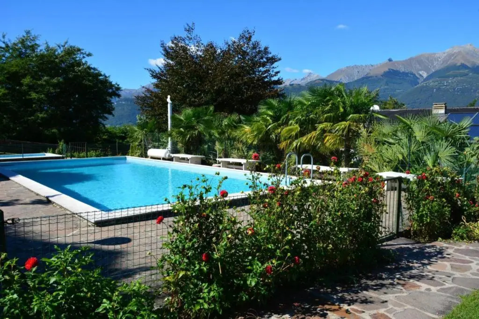 Bellavista I Garten Ferienwohnung mit Pool