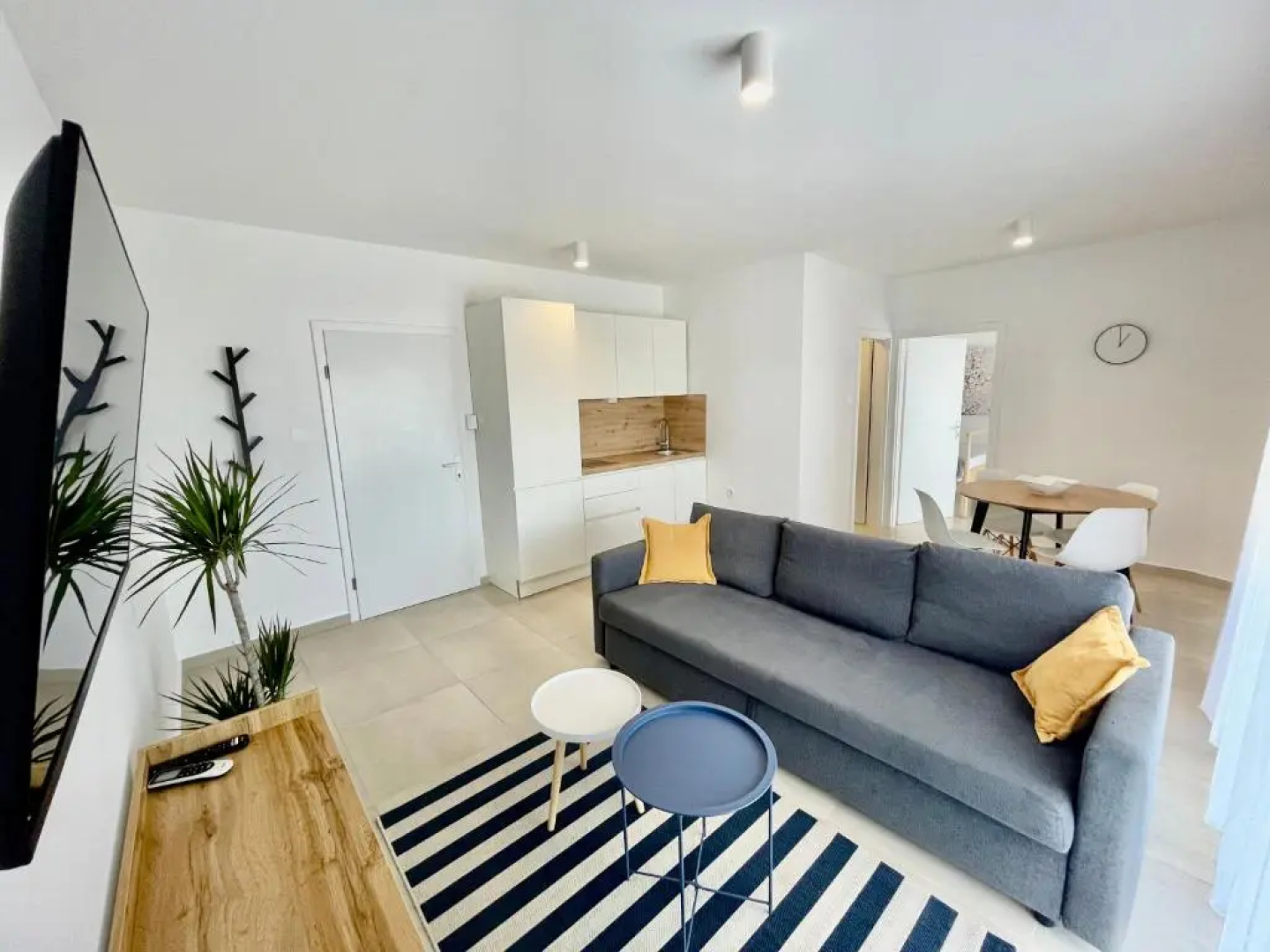 Apartments Maja