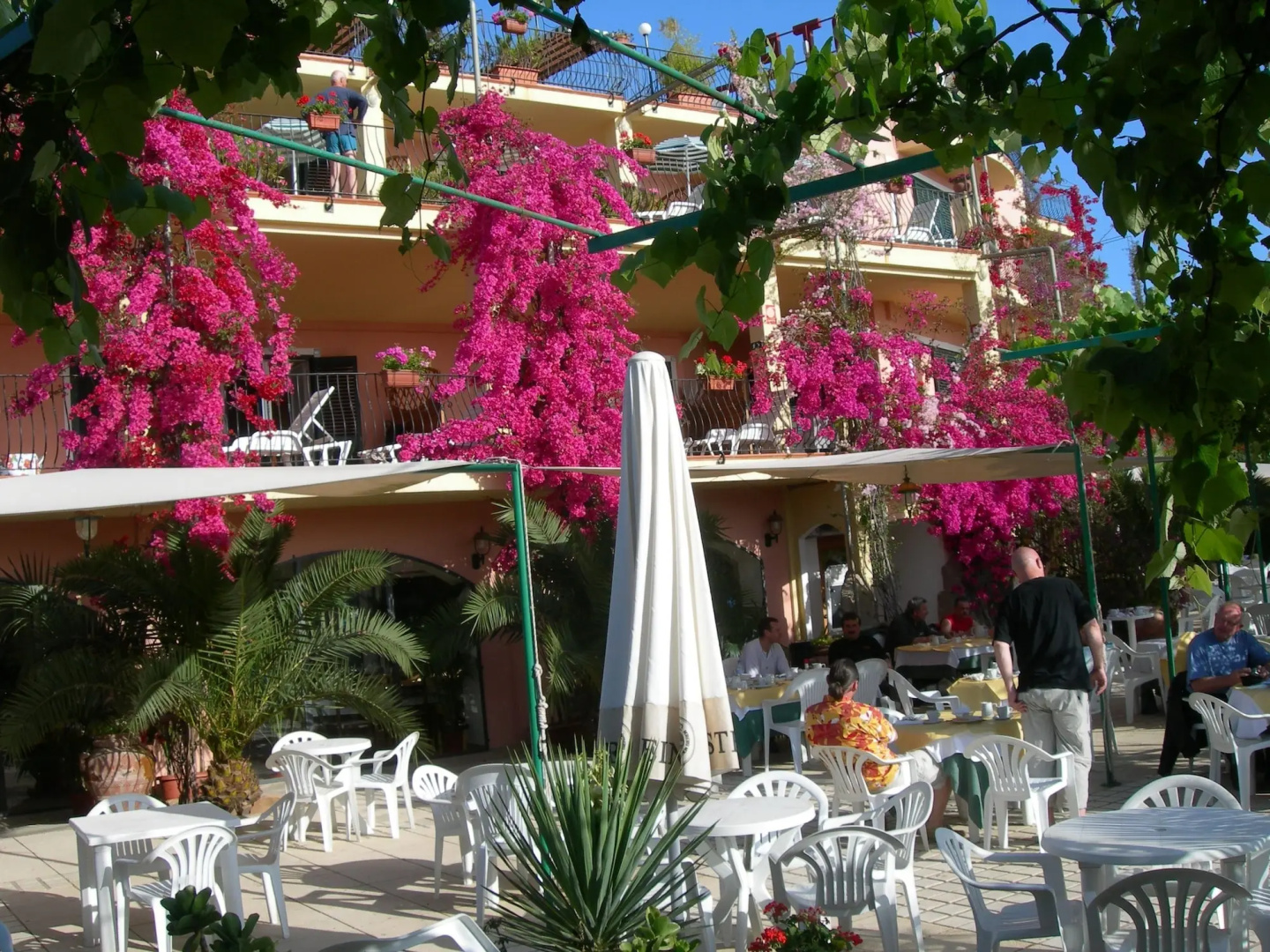 Aparthotel Domus De Janas Sul Mare