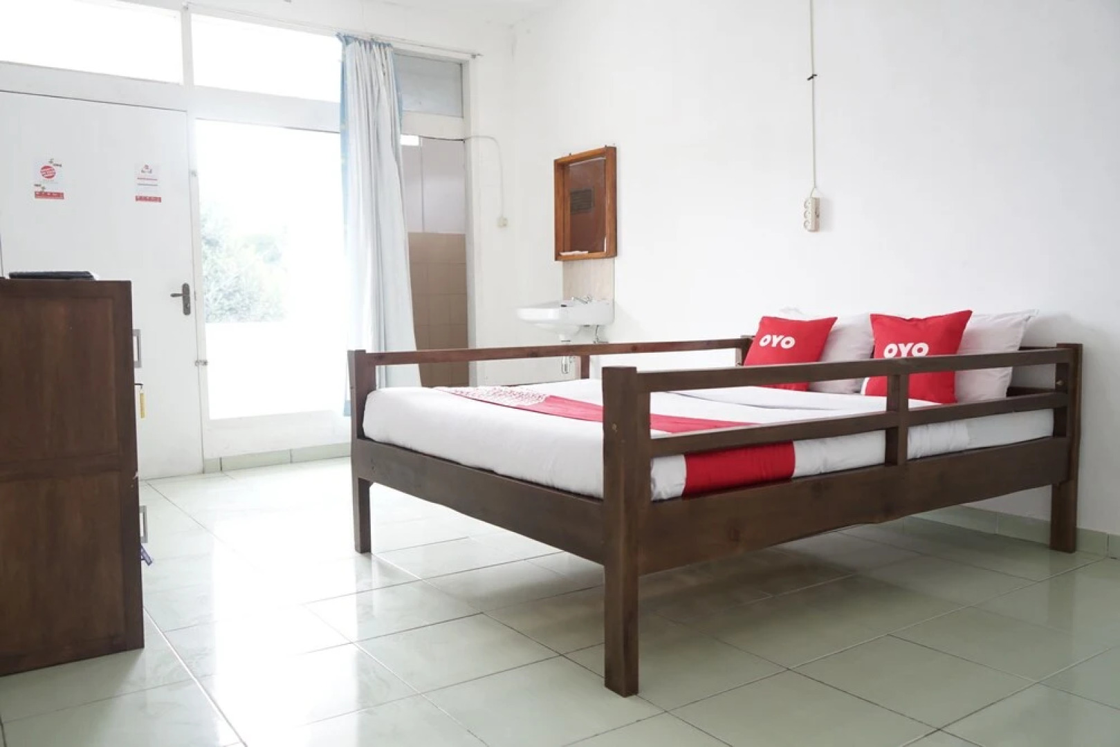 OYO 2048 Hotel Cahya Panorama