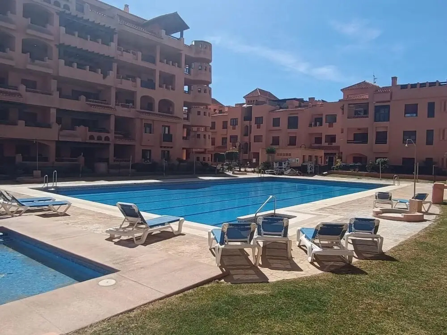 Lovely Apartment in Almeria With Garden
