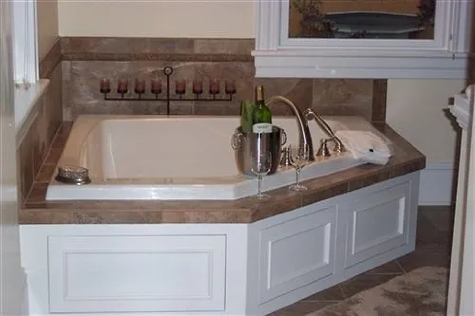 White Hall Manor Bed & Breakfast