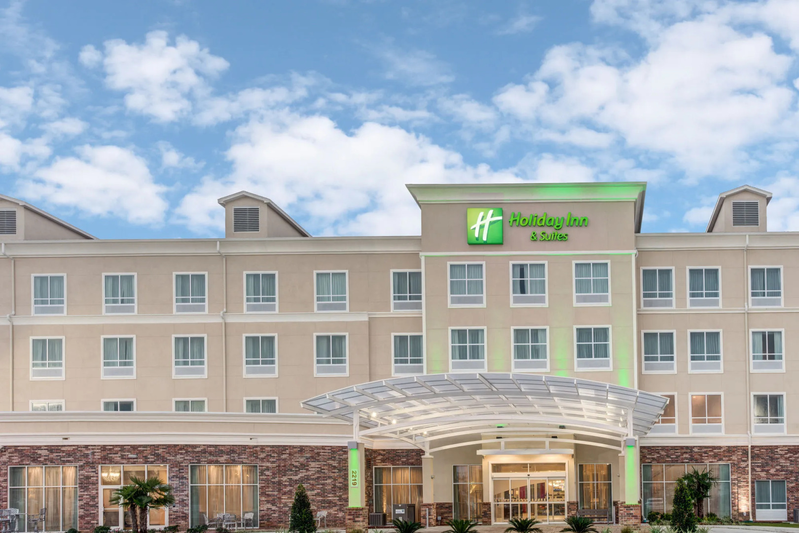 Holiday Inn Hotel & Suites Lafayette North by IHG