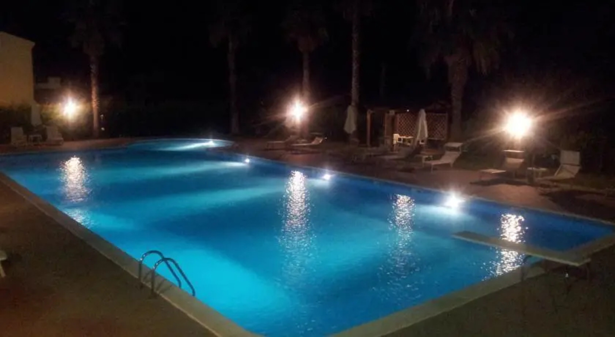 Charming and romantic refuge with secret garden