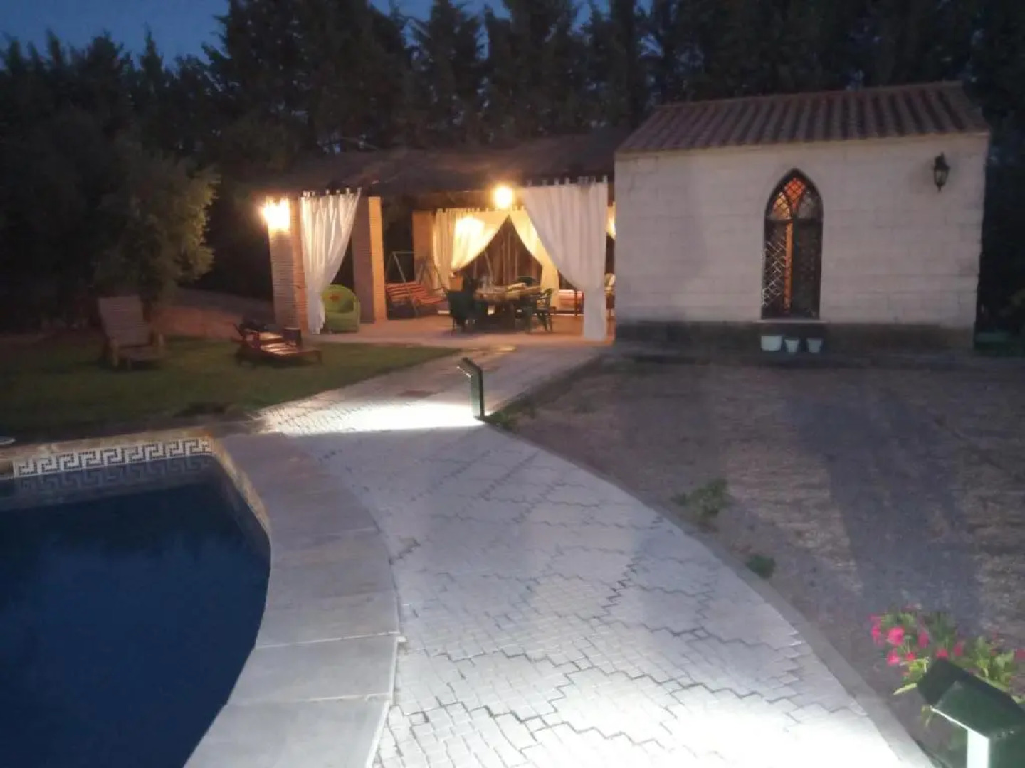 bodega y casa casaquemada