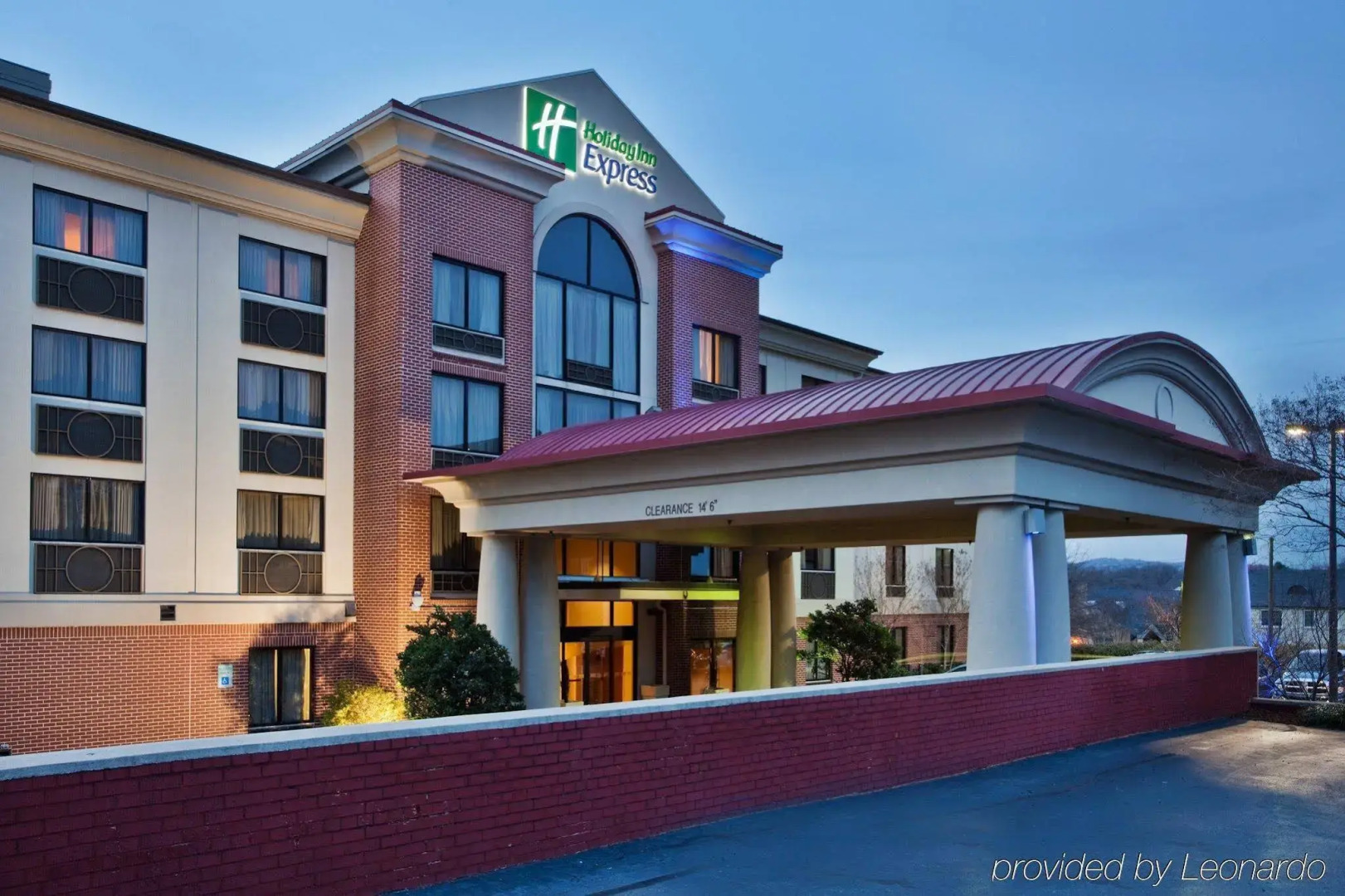 Holiday Inn Express & Suites Greenville - Downtown by IHG