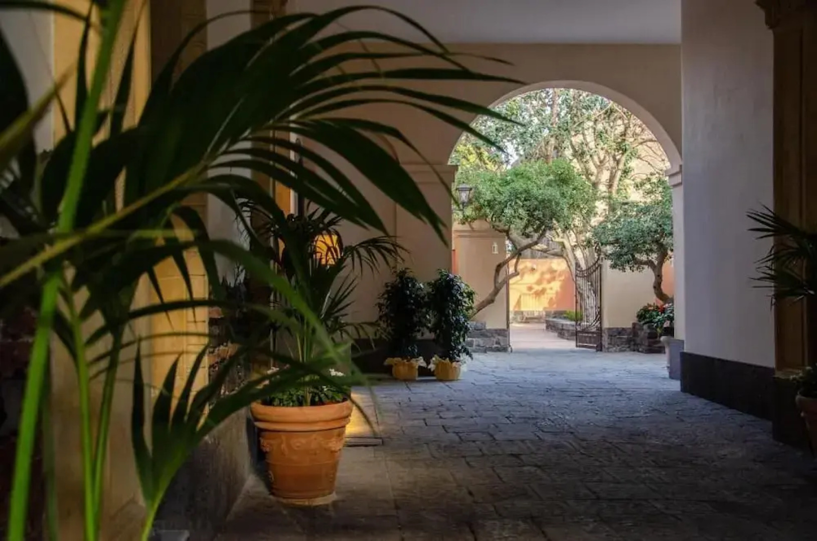 Palazzo Fiammingo Rooms