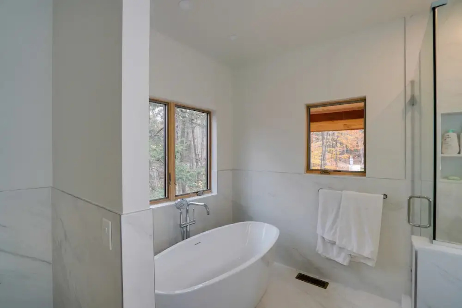 Brand New Luxury Ski Cabin - 2 Mi to Windham Mtn!