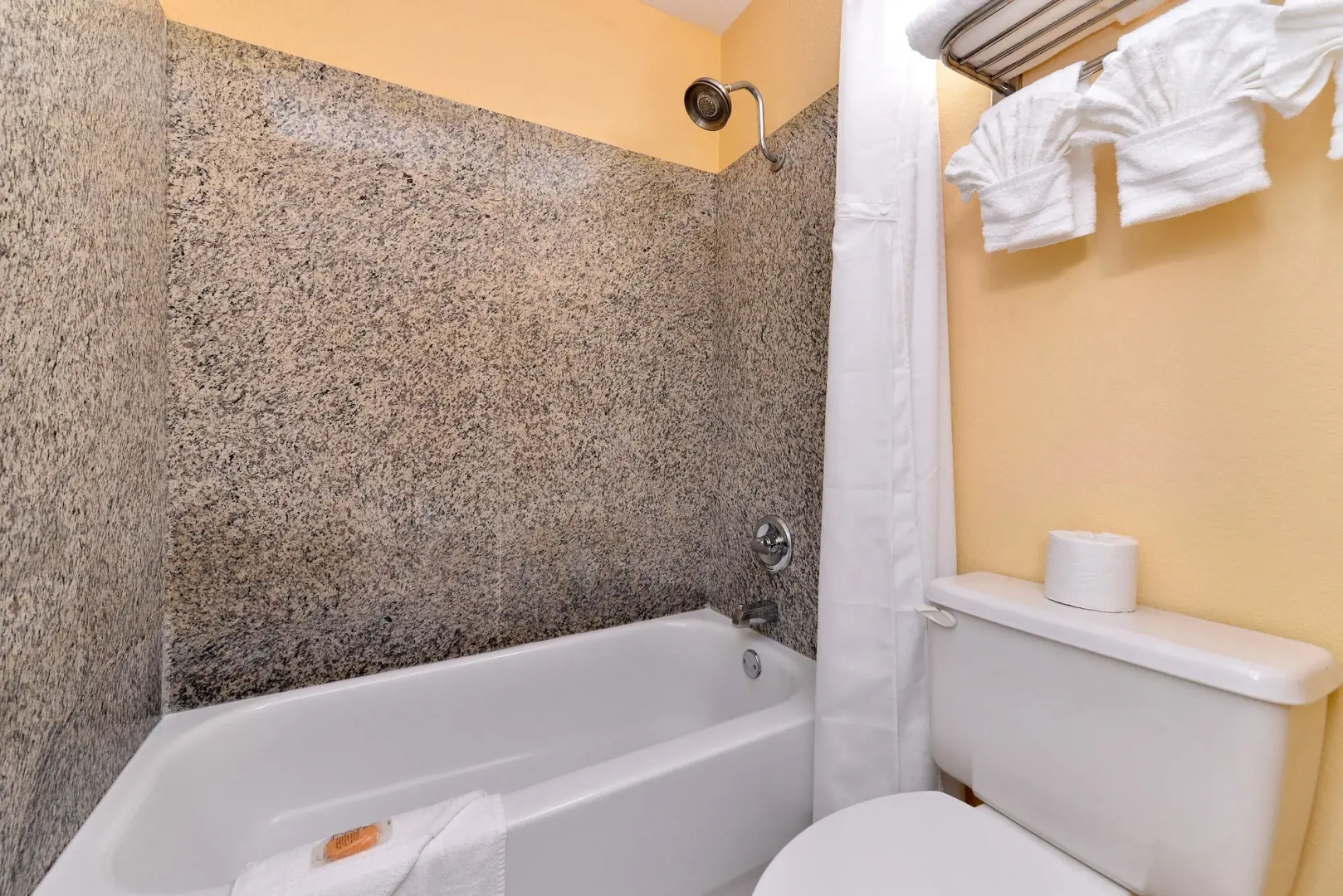 Americas Best Value Inn Angleton