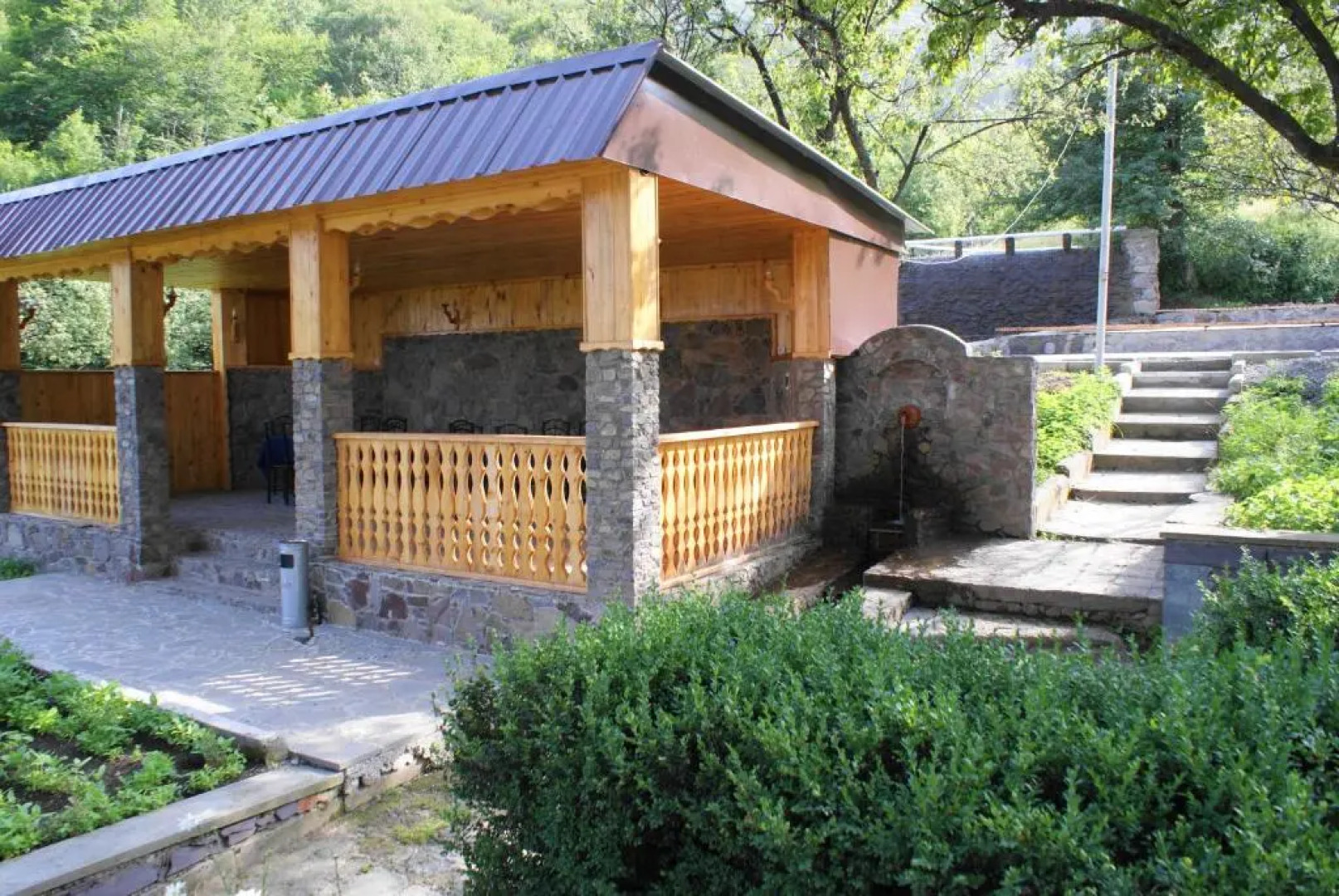 Отель Одзун