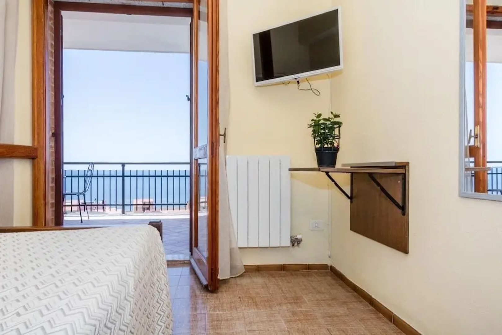 Soggiorno Mare Lughente I Vicoletti Beach