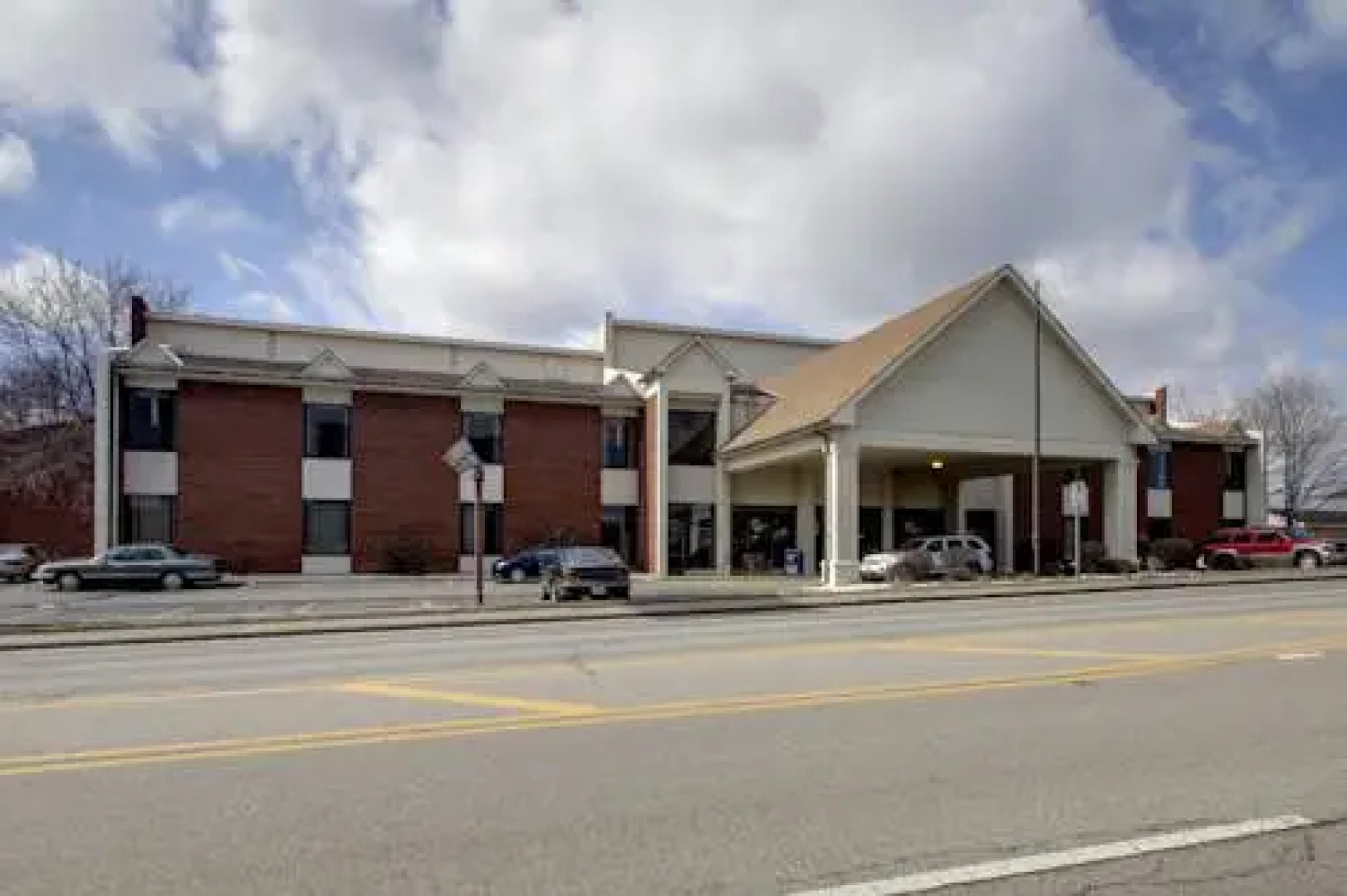 Eagle's Nest Hotel & Conference Center