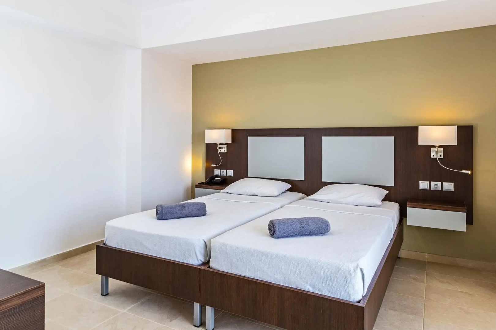 White Olive Premium Laganas - All Inclusive