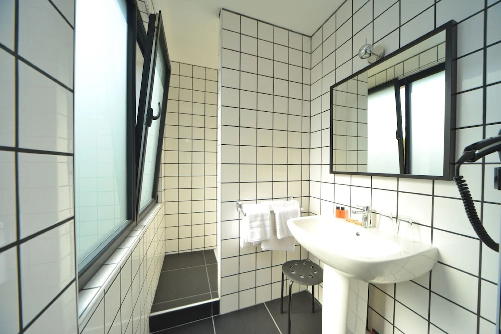 Logis Hôtel Restaurant La Mire