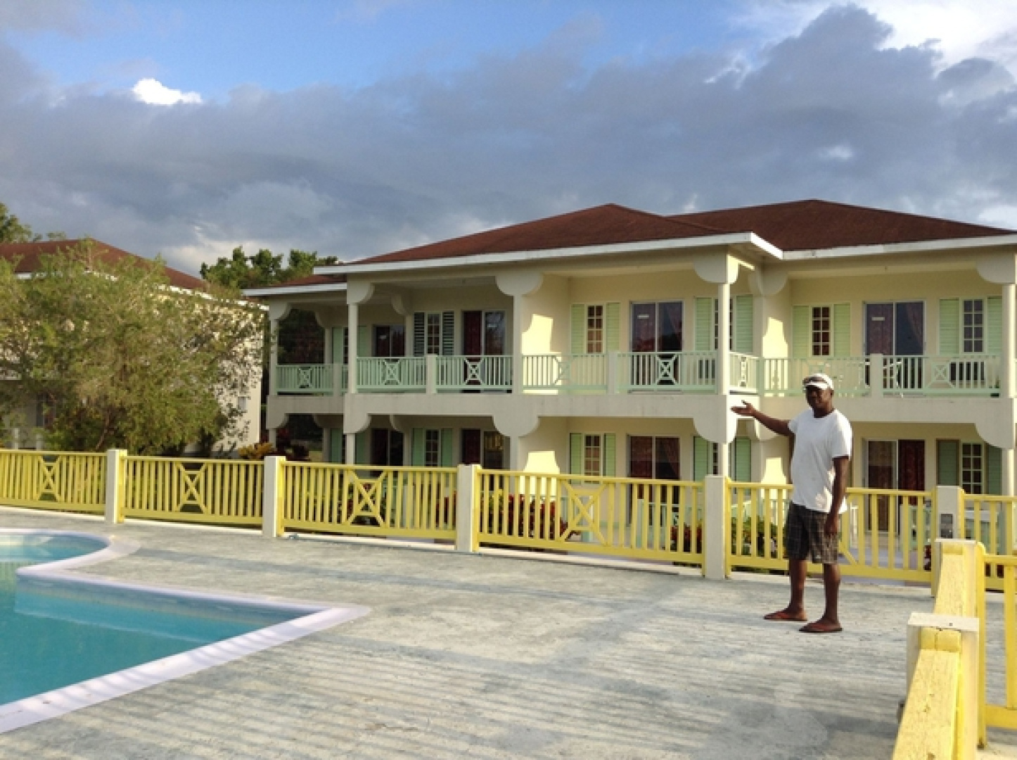 The Royal Hummingbird Resort