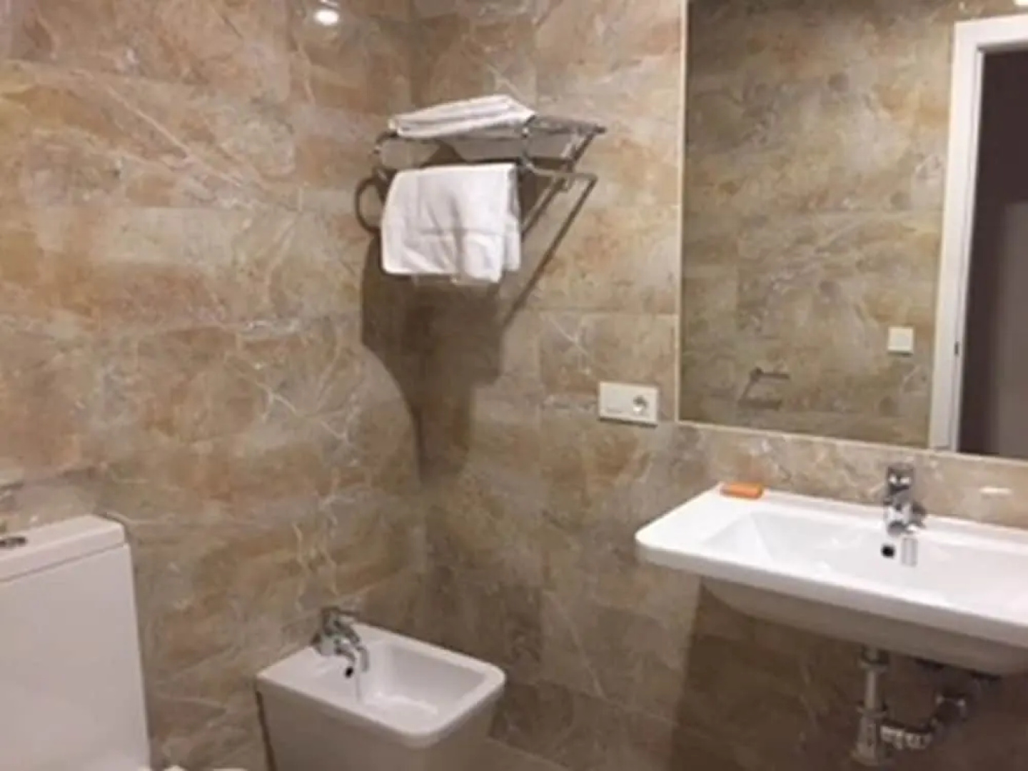 Apartamentos Turísticos Puente Romano Portal 4 Bajo -A