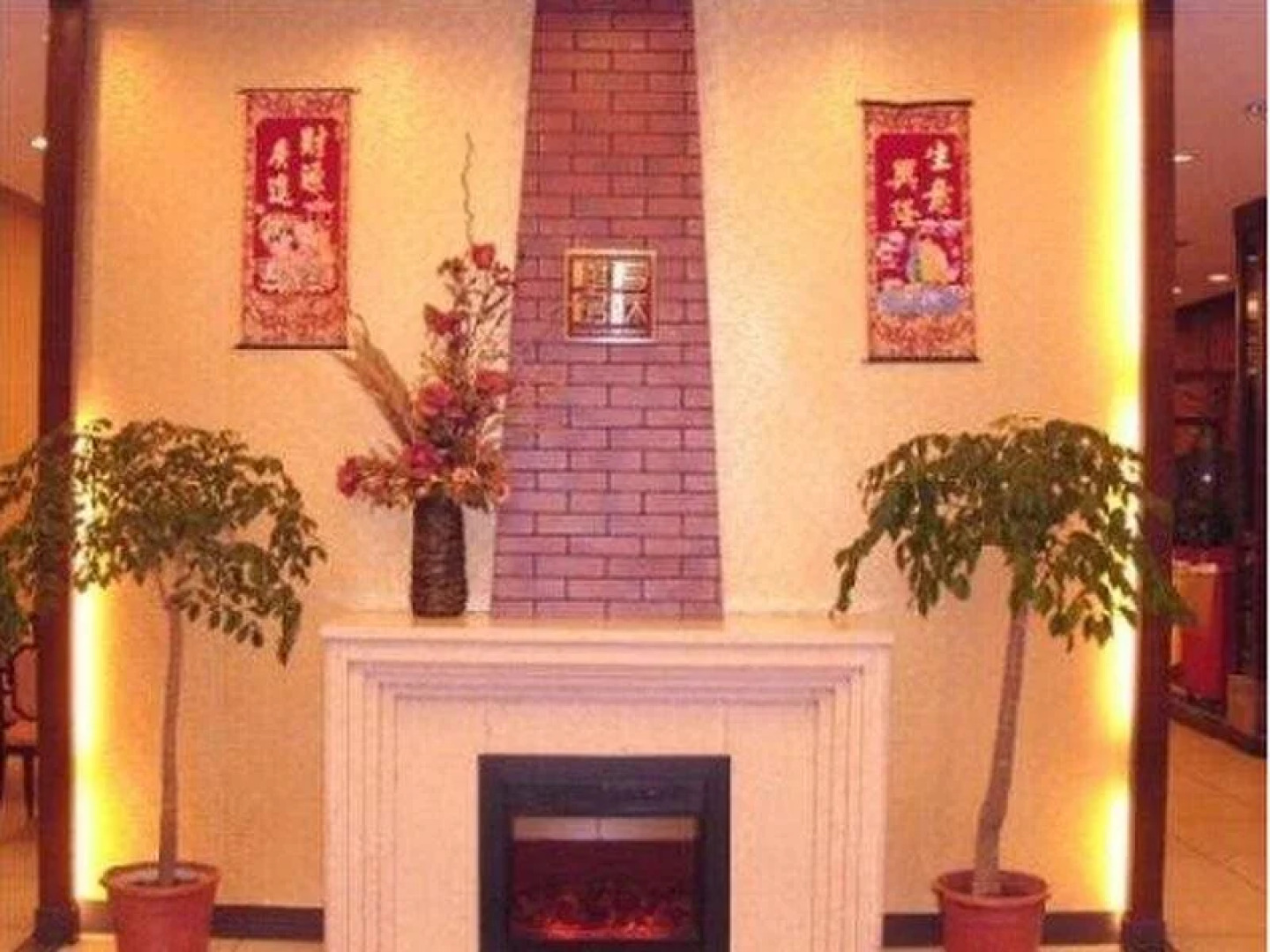 Guilin Overseas Chinese Mansion